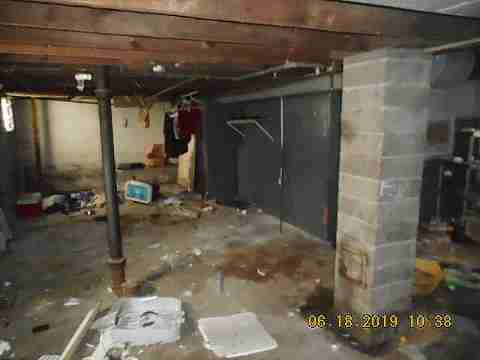 14433 Robson (9)_m.jpg